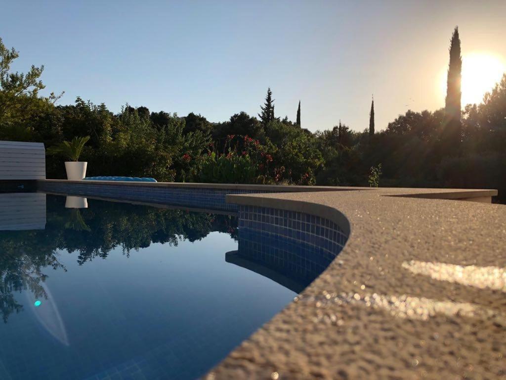 Villa Milagro - 3 Bedroom Finca Style Villa With Pool Near Golf Course/Beaches - Air Cond. 波连斯萨 外观 照片