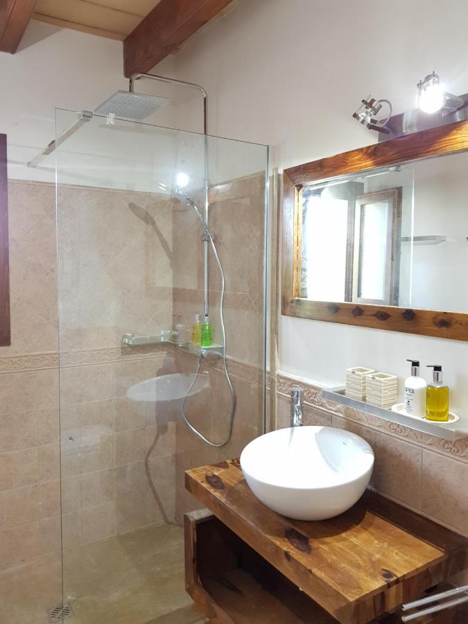 Villa Milagro - 3 Bedroom Finca Style Villa With Pool Near Golf Course/Beaches - Air Cond. 波连斯萨 外观 照片
