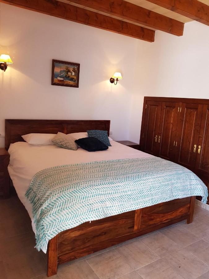 Villa Milagro - 3 Bedroom Finca Style Villa With Pool Near Golf Course/Beaches - Air Cond. 波连斯萨 外观 照片